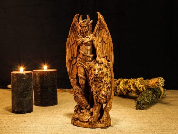 Lilith Statue, Wiccan Goddess of Feminine Wisdom, Innana Wooden Figurine, Wiccan Altar, Lilith Goddess Figure, Sumerian Goddess