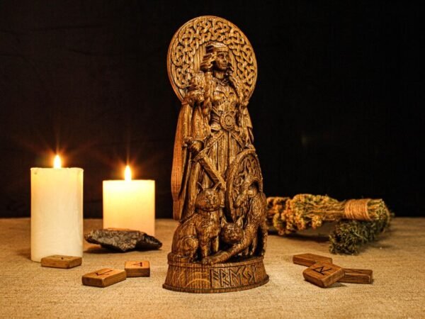 Freyja Statue, Freya Figure, Norse Goddess Statue, Viking Statue, Norse Pagan, Custom God Statue, Asatru, Norse Pagan Decor, Norse Figurine