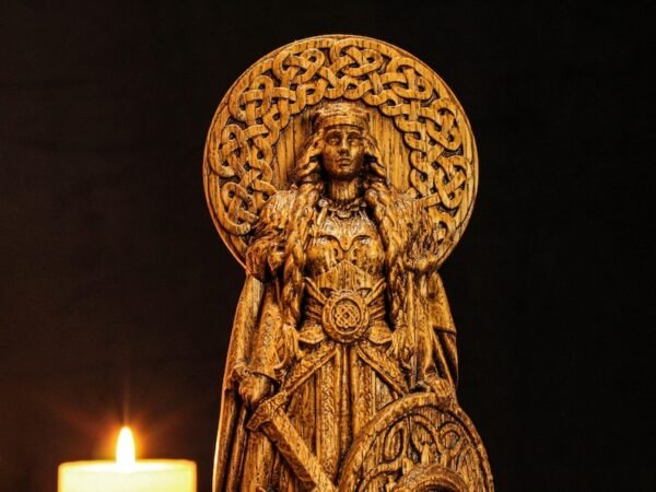 Freyja Statue, Freya Figure, Norse Goddess Statue, Viking Statue, Norse Pagan, Custom God Statue, Asatru, Norse Pagan Decor, Norse Figurine