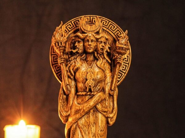 Nyx Statue, Goddess of the Moon, Greek Goddess Figure, Nyx Goddess Statue, Greek Mythology, Greek Altar, Greek Statue, Pagan Statue