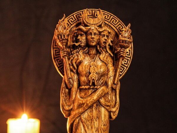 Nyx Statue, Goddess of the Moon, Greek Goddess Figure, Nyx Goddess Statue, Greek Mythology, Greek Altar, Greek Statue, Pagan Statue