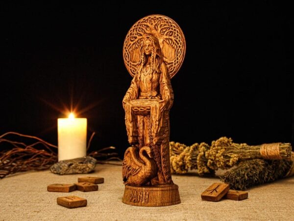 Danu Statue, Celtic Goddess Danu, Danu Figurine, Celtic Goddess Statue, Irish Statue, Celtic Mythology, Celtic Altar, Pagan Figure