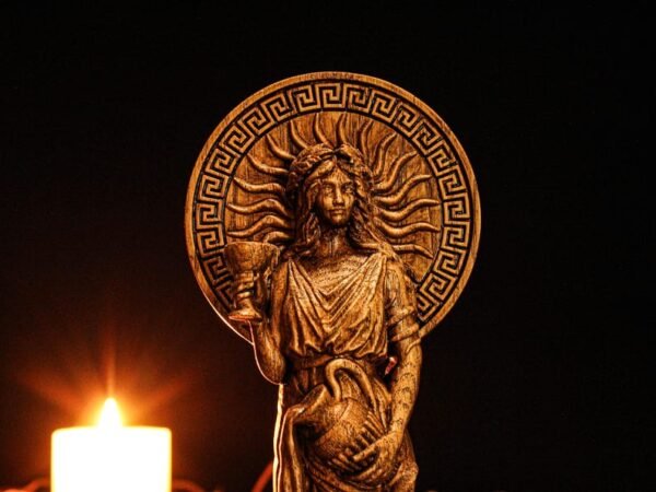 Sulis Minerva Statue, Sulis Minerva Roman Goddess, Roman Goddess Figure, Roman Mythology, Roman Gods, Roman Sculpture, Pagan Figurine