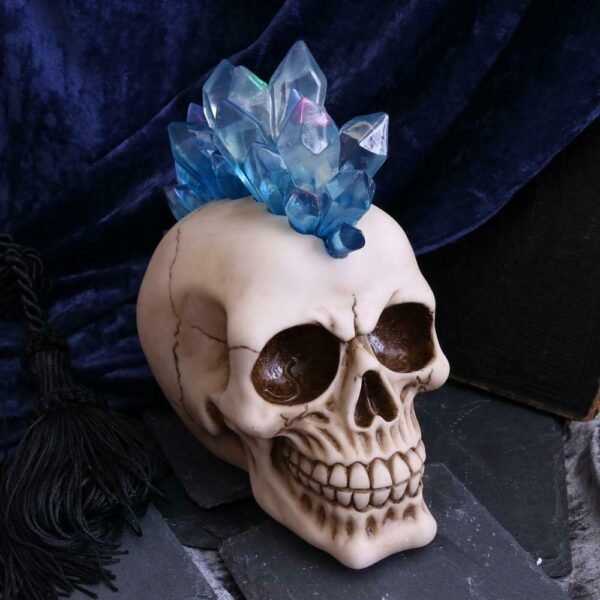 Magicun Giftware~Crystal Hawk 18cm Skull Figurine Medium