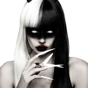 Rogue Wolf - Spiderhug Midi Ring in Black