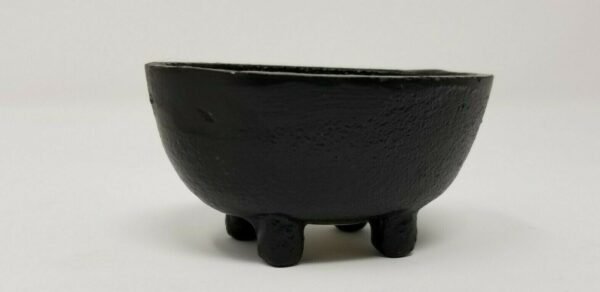 Wicca & Paganism~Cast Iron Ritual Cauldron 2.5"L x 2"W x 2"H Plain Oval 3" Wiccan