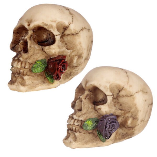 Home Decor~Gothic Skulls and Roses Ornament