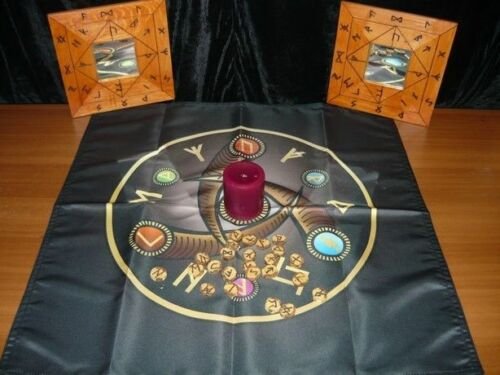 MagicunTarot Cloth~Wicca Altar Cloth Eye of Woden