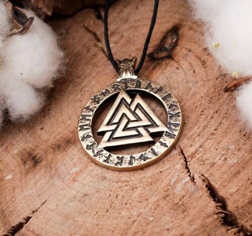Magic Talisman~Amulet Valknut Odin B-83