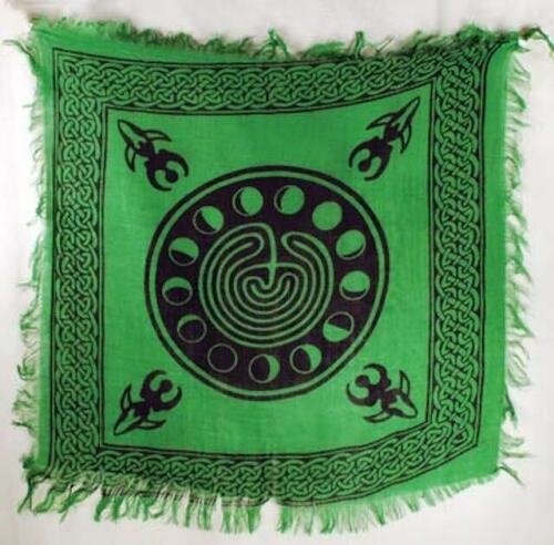 Witchcraft~Moon Phase Goddess Labyrinth Green Black 18 X 18 Altar Tarot Cloth Pagan Wicca