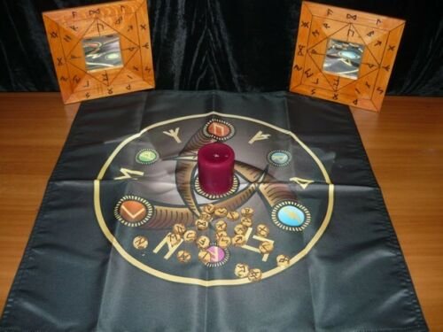 MagicunTarot Cloth~Wicca Altar Cloth Eye of Woden