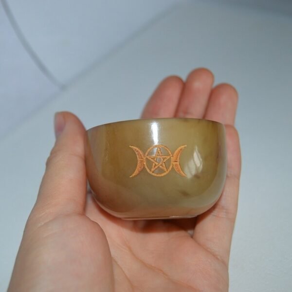 triple moon Altar bowl Ox Horn cup with triple moon Divination witchcraf supplies  astrology Wicca ritual props Tarot &Divination