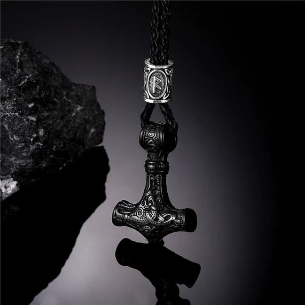 Norse Vikings Thor's Hammer Mjolnir Scandinavian Rune Amulet Necklace