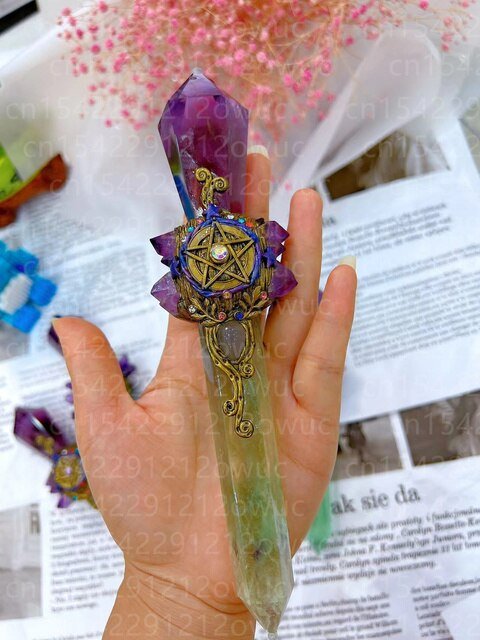 16 22cm Natural Crystal Fluorite Quartz Healing Raw Stone Handmade Magic Stick scepter Witch Craft Staff Cosplay Fairy Props| |