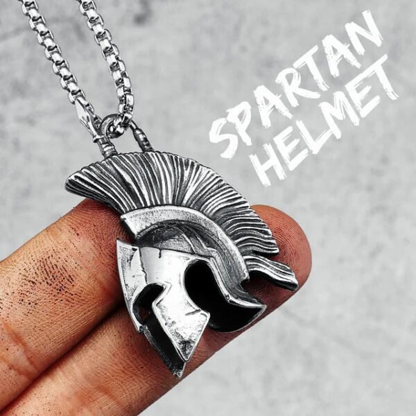 Vintage Spartan Helmet Necklace Stainless Steel Pendant Punk Rock Men Chain Hip Hop for Rider Boyfriend Biker Jewelry Best Gift