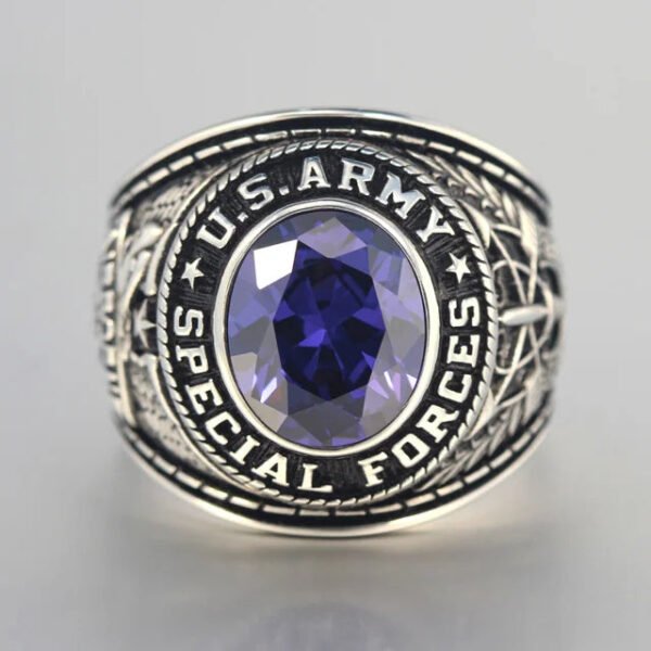 Vintage Army Special Force AirBorne De Oppresso Liber Crest Green Beret Sterling Silver Ring