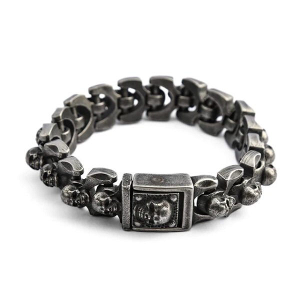 Stainless Steel Trendy Domineering Skull Bracelet for Men Vintage Gothic Skull Bangles Punk Rock Motorcycle Amulet Jewelry Gifts