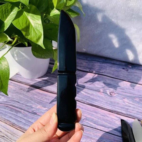 Mineraali Natural Crystal Dagger Healing Protection Stone Reiki Yooperlite Aventurine Obsidian Quartz Knife Shape Gems