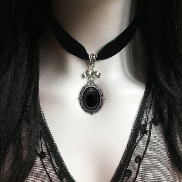 Gothic Vampire Cameo Pendant Choker Velvet Necklace For Women Fashion Pagan Witchcraft Jewelry Girls Gifts Creative Choker 2022 - Necklace